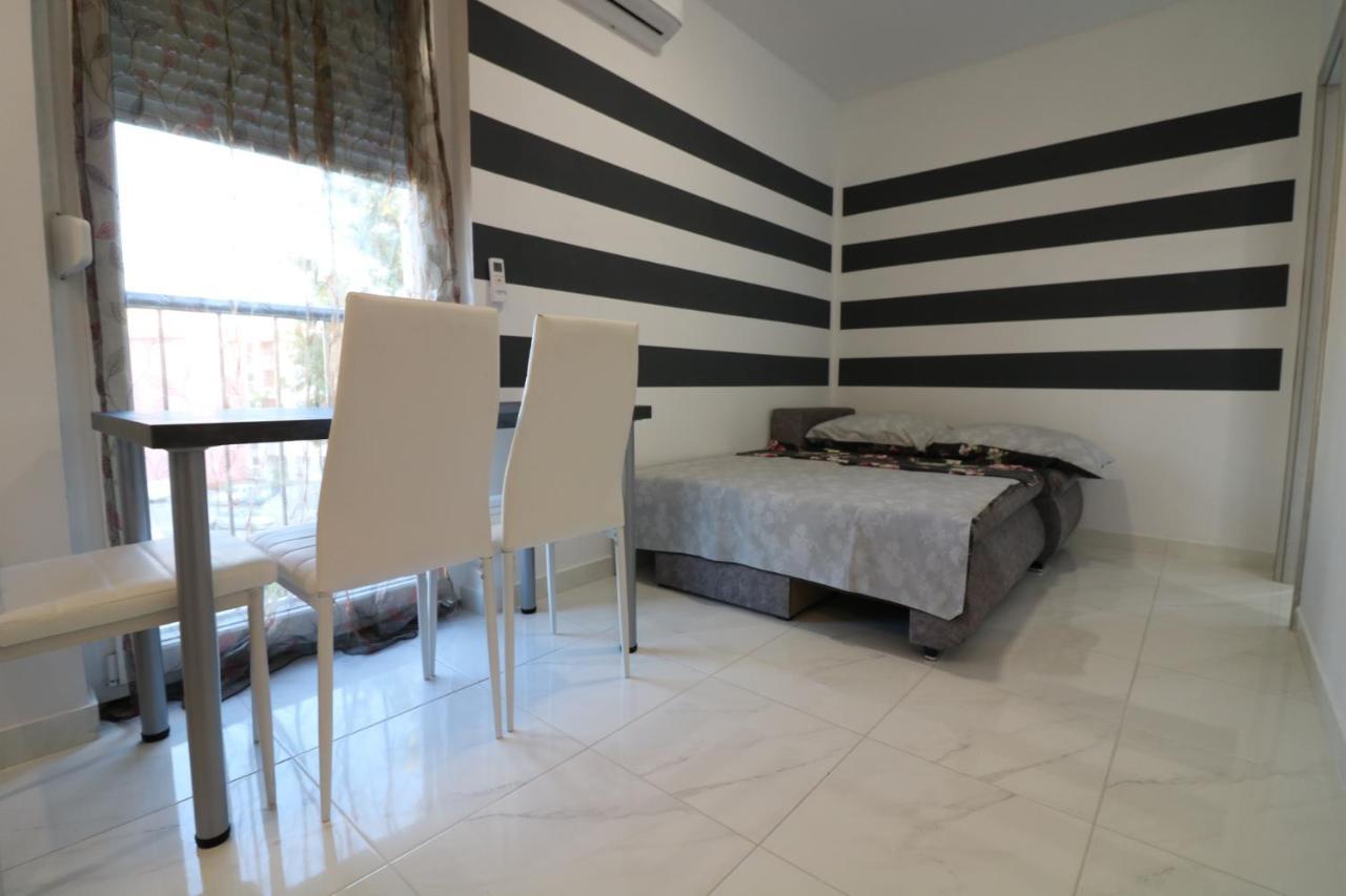 Apartamento Sneky Pula Exterior foto